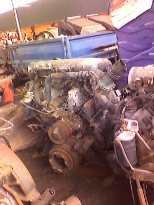 ขายเครื่องยนต์ใส่รถบัสมิตซู 8dc9  10  11 ไม่มีเกียราคาเริ่มต้นที 120000-150000