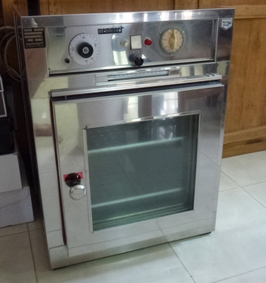 ขาย ตู้อบแห้ง Memmert แบบ dryheat sterile germany ครับ
