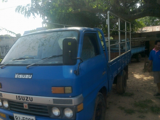 ขายรถisuzu TLเครื่อง 88 เเรงม้า