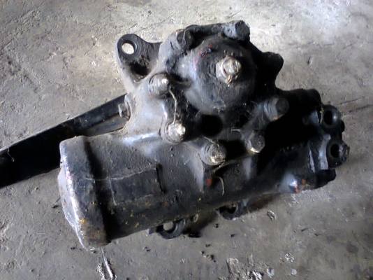 ขายกระปุกพวงมาลัยเพาเวอร์สิบล้อร็อกกี้ 240 สภาพดี