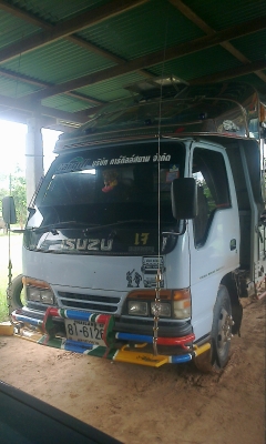ขายรถisuzu NKRเครื่อง 110เเรงม้า