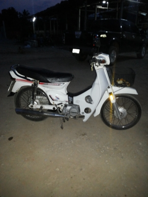 -ดรีมคุรุสภา ทะเบียนเต็ม พร้อมโอน สภาพตามรูป เดียวลงรูปไห้คับ