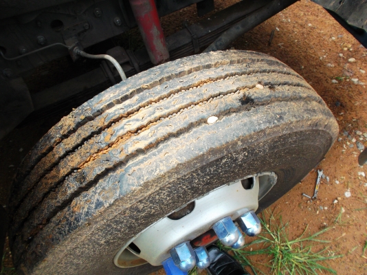 ขายด่วนรถ6ล้อHINOMAGAเครือง150แรงม้าปี51