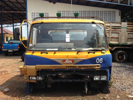 หัวเก๋ง hino 3 ใบปัด