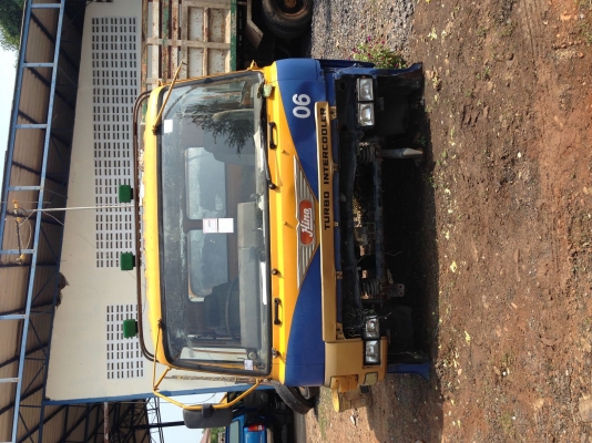 หัวเก๋ง hino 3 ใบปัด