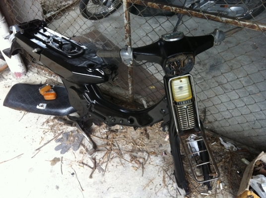 ขาย โครงYamaha V75(1,000)บาท