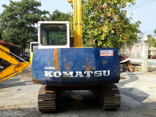 ขาย รถขุด KOMATSU รุ่น PC60-6- มือสองญี่ปุ่น