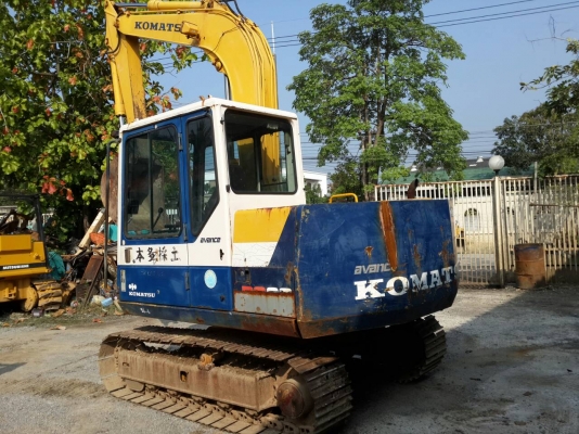 ขาย รถขุด KOMATSU รุ่น PC60-6- มือสองญี่ปุ่น