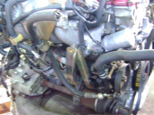 เครื่อง SR20 ฝาแดงและ SR20 DE ฝาขาว ขับหน้า