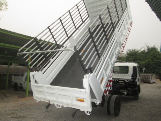 รับติดตั้งประกอบดั้มพ์ รถปิ๊กอัพ รถ 6 ล้อ ราคากันเอง ต่อเร็ว รับรองความแข็งแรงโดยวิศวกร