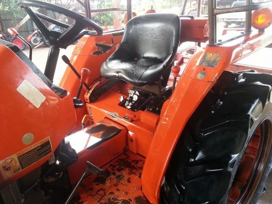 คูโบต้า L3408 4 WD 2 เพลาพร้อมโรตารี่ตราช้าง เดิมๆใช้งานได้ปรกติ