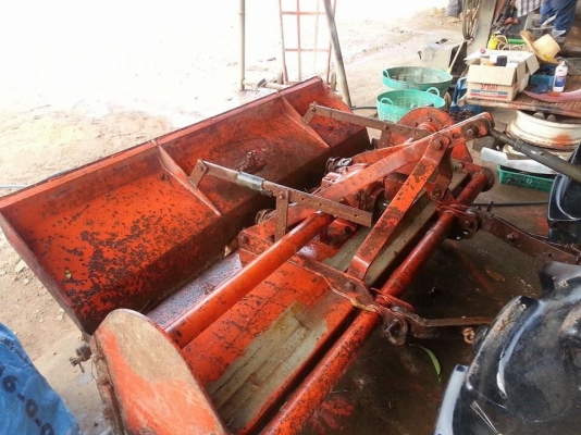 คูโบต้า L3408 4 WD 2 เพลาพร้อมโรตารี่ตราช้าง เดิมๆใช้งานได้ปรกติ