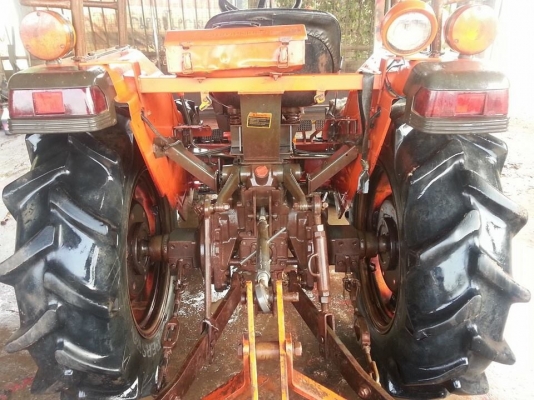 คูโบต้า L3408 4 WD 2 เพลาพร้อมโรตารี่ตราช้าง เดิมๆใช้งานได้ปรกติ