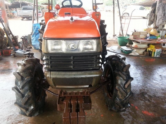คูโบต้า L3408 4 WD 2 เพลาพร้อมโรตารี่ตราช้าง เดิมๆใช้งานได้ปรกติ