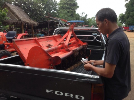 โรตารี่ตราช้าง 1.60 เมตรสภาพดีพร้อยยอยปั่น ใบเต็ม