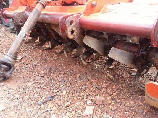 โรตารี่ตราช้าง 1.60 เมตรสภาพดีพร้อยยอยปั่น ใบเต็ม