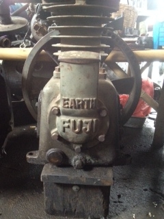 ขายปั๊มลม FUJI EARTH 5แรง สองสูบของญี่ปุ่น