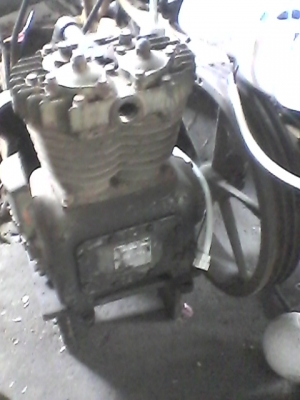 ขายปั๊มลม FUJI EARTH 5แรง สองสูบของญี่ปุ่น ขายปั๊มลม FUJI EARTH 5แรง สองสูบของญี่ปุ่น