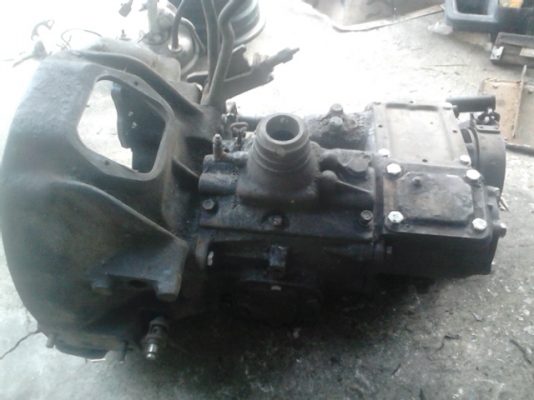 ขายเกียร์ nissan Patrol g60 3 เกียร์