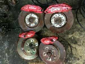 ปั้ม brembo แท้ครับพร้อมดิส ติดดุมมาด้วย ปั้ม brembo แท้ครับพร้อมดิส ติดดุมมาด้วย