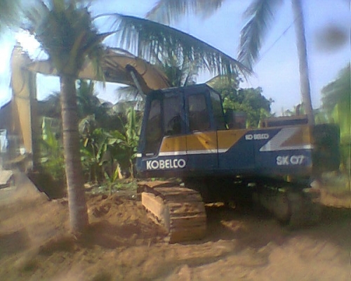 ขายรถแบคโฮ  KOBELCO sk200-2ตัวเดินใหญ่รถสวยบูมอามร์ไม่มีปะเอกสารอินวอยท์เอวแน่นช่วงล่างเต็ม