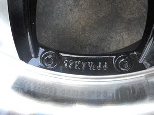 แม็กมือสอง 17"  6h139.7 et25  สภาพสวย พร้อมใช้งาน