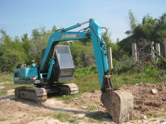 ประกาศขายรถแบคโฮ