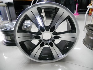 ขายแม็ก17"มือสอง เก็บงานสี สภาพสวยพร้อมใช้งานครับ