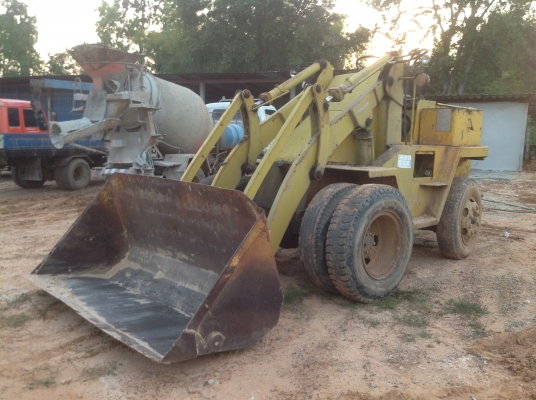 ขาย รถตัก KOMOSU DA640 เครื่อง 4 สุบ สภาพดี