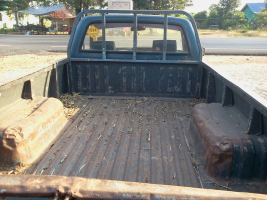 ขายรถกระบะโตโยต้า เครื่อง kb ดีเซล พร้อมทะเบียน 45000 ราคาต่อรองได้