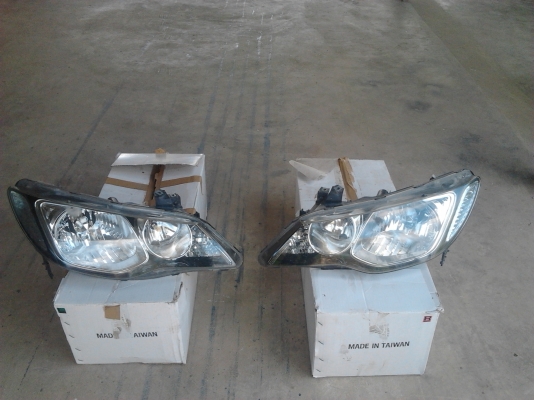 ไฟหน้า  ซีวิค FD