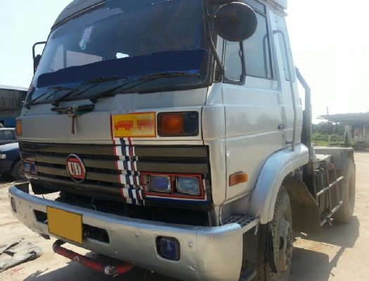 ขาย รถบรรทุก หัวลาก NISSAN