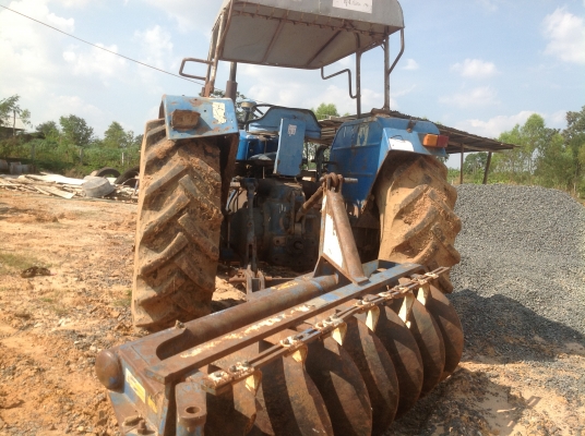 ขาย รถไถ Ford 6610  เสื้อลาย