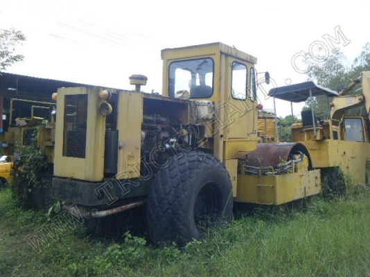 ประมูล - ขายทอดตลาด รถบดถนนสั่นสะเทือน ยี่ห้อ SING THAI รุ่น PV65D-S