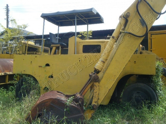 ประมูล - ขายทอดตลาด รถบดถนนล้อยาง ยี่ห้อ HI-WAY MASTER รุ่น HR15T