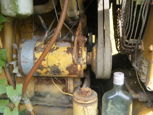 ประมูล - ขายทอดตลาด รถตักล้อยาง ยี่ห้อ CAT รุ่น 922B