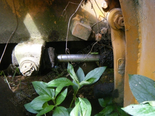 ประมูล - ขายทอดตลาด รถตักล้อยาง ยี่ห้อ CAT รุ่น 922B