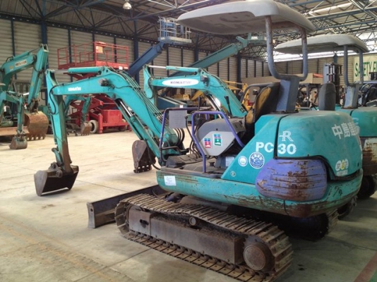 ขายด่วน KOMATSU PC30-7E นำเข้า เก่านอกจากญี่ปุ่น ขายด่วน KOMATSU PC30-7E นำเข้า เก่านอกจากญี่ปุ่น