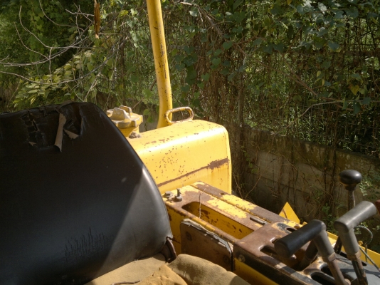 รถแทรกเตอร์ KOMATSU D85A-21 รถนอกนำเข้า สภาพดี เครื่องฟิต ติดต่อ มานะ 085-9049669