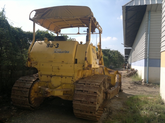 รถแทรกเตอร์ KOMATSU D85A-21 รถนอกนำเข้า สภาพดี เครื่องฟิต ติดต่อ มานะ 085-9049669