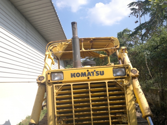 รถแทรกเตอร์ KOMATSU D85A-21 รถนอกนำเข้า สภาพดี เครื่องฟิต ติดต่อ มานะ 085-9049669