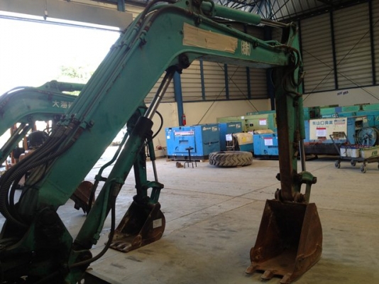 ขายด่วน KOMATSU PC40-7 นำเข้า เก่านอกจากญี่ปุ่น