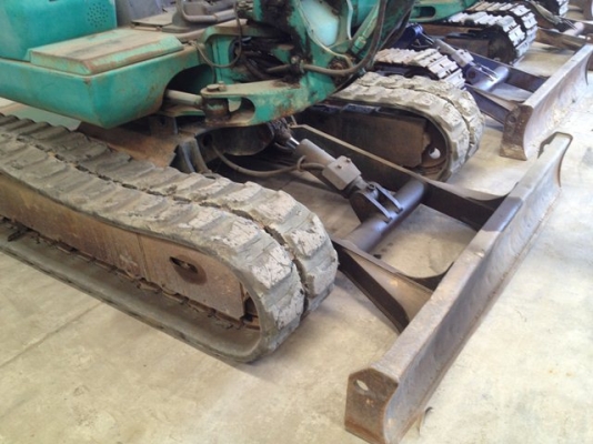 ขายด่วน KOMATSU PC40-7 นำเข้า เก่านอกจากญี่ปุ่น