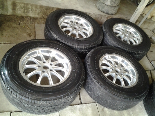 ล้อขอบ17  พร้อมยางใหญ่