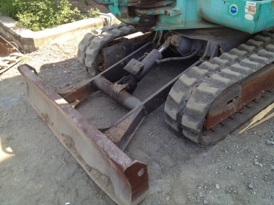 ขายด่วนรถขุด KOMATSU PC30-7 นำเข้า เก่านอกจากญี่ปุ่น