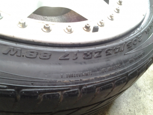 ล้อขอบ17 ของนอกพร้อมยาง ล้อขอบ17 ของนอกพร้อมยาง