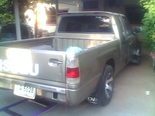 รถกระบะISUZU TFR 2500 พวงมาลัยพาวเวอร์ เครื่องดี คันซีผุนิดหน่อย ภายในสวย ทะเบียนเต็ม