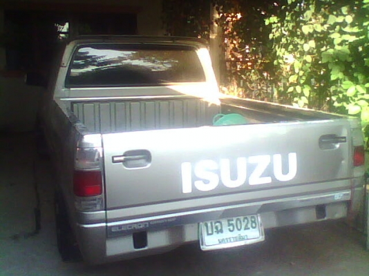 รถกระบะISUZU TFR 2500 พวงมาลัยพาวเวอร์ เครื่องดี คันซีผุนิดหน่อย ภายในสวย ทะเบียนเต็ม