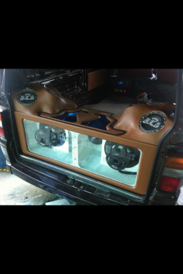 ขายตู้L300พร้อมขายของแต่งคบ