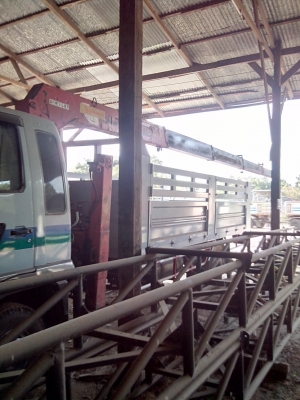 ขายเครน UNIC special-V torbo  5 ตัน 5ปอก พึ่งชื้อมาติดตั้ง  ไม่ค่อยได้ใช้งานครับ